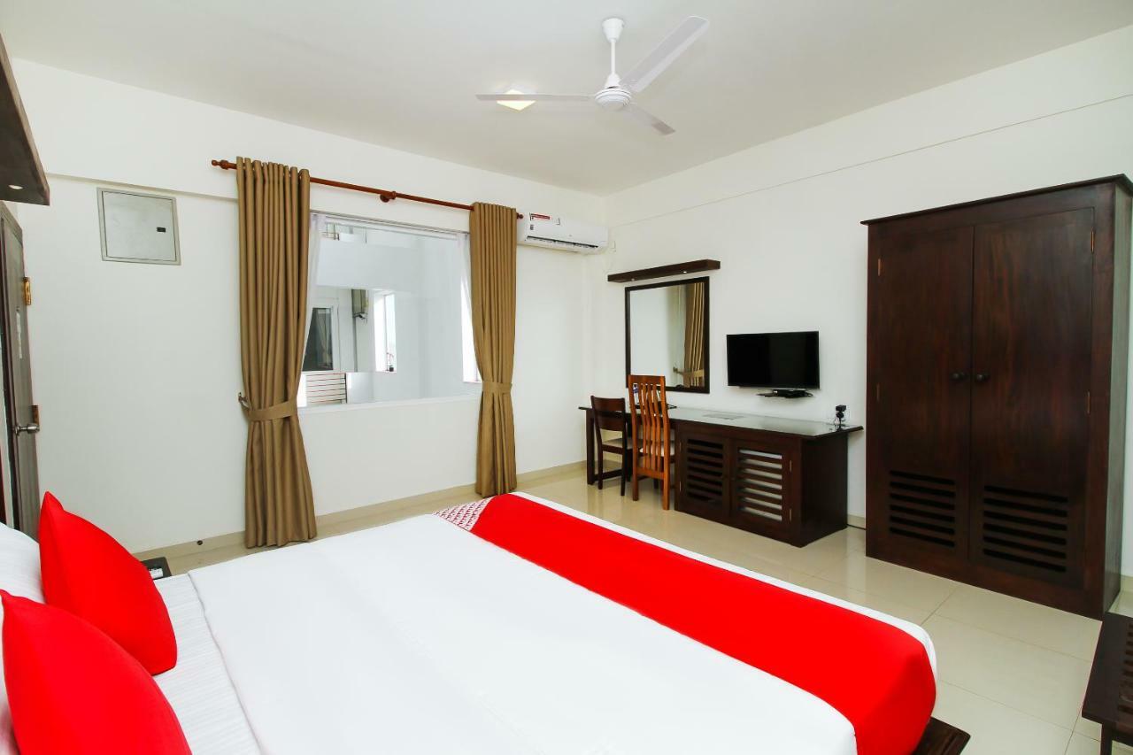 Hotel Nelly Marine Colombo Exterior photo